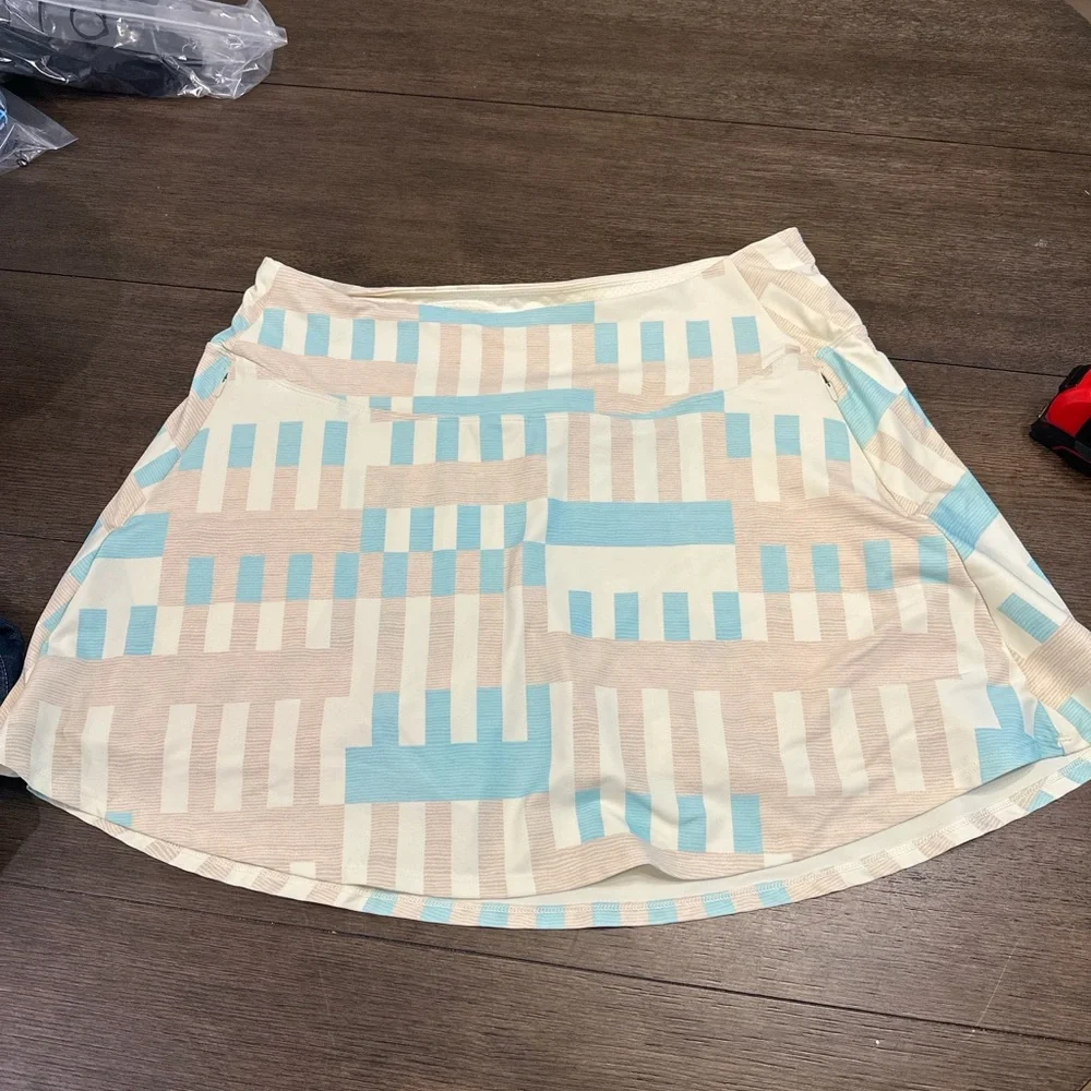 CALIA by‎ Carrie Underwood Cream and Blue Skater Skirt